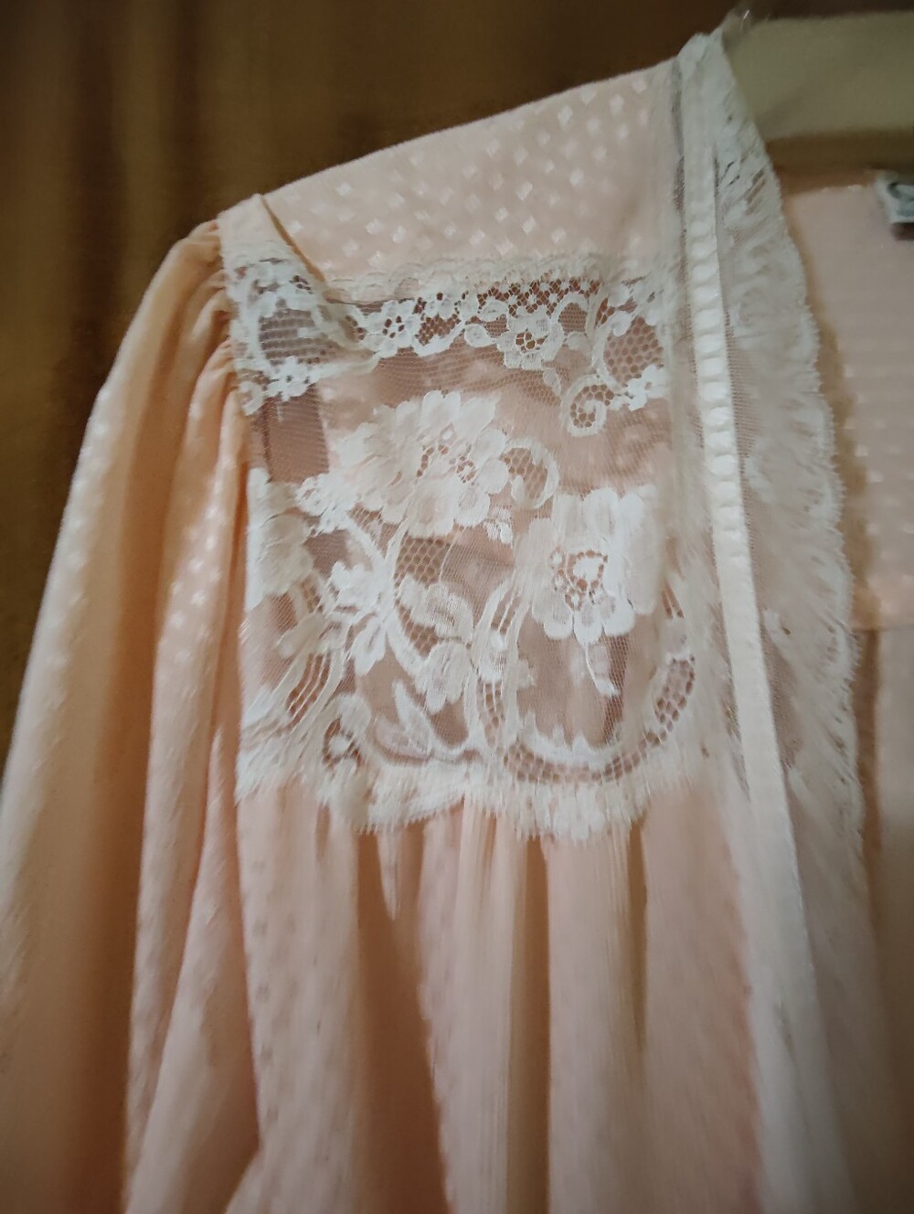 New With Tag Dior Vintage Light Peach Lace-Trim Long Nightgown & Robe Set - Picture 4 of 12